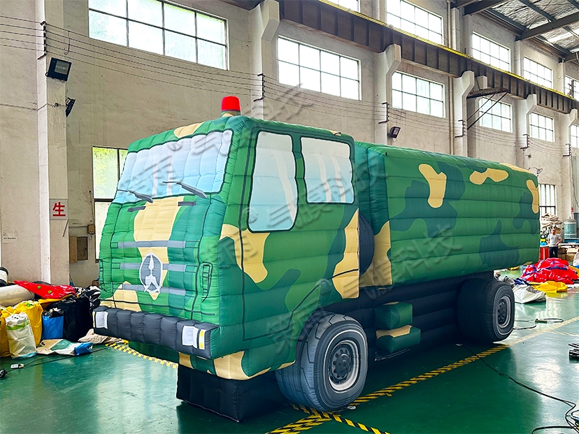 充气仿真军用运输车